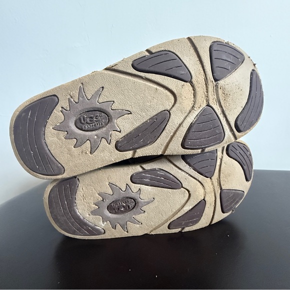 UGG Australia Upside Boot Sz 7 - Picture 8 of 10